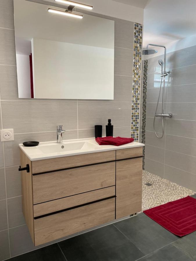 Les Coulirooms - Gite Sainte-Anne  Esterno foto