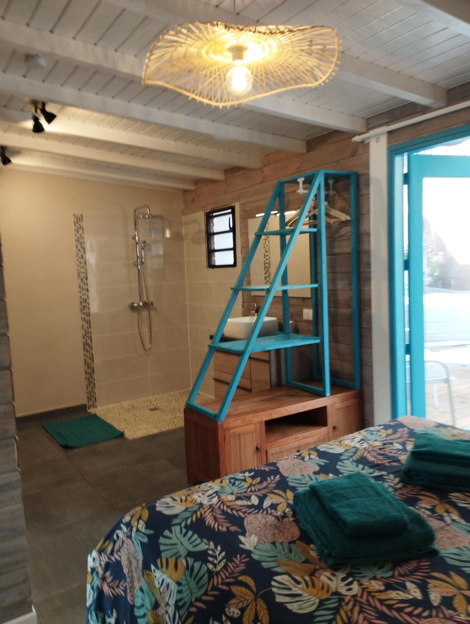 Les Coulirooms - Gite Sainte-Anne  Esterno foto